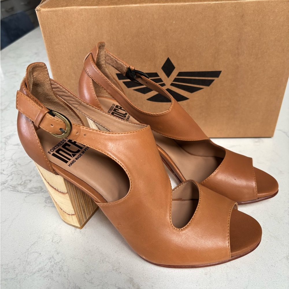 FORTRESS OF INCA Caramel Leather Heels